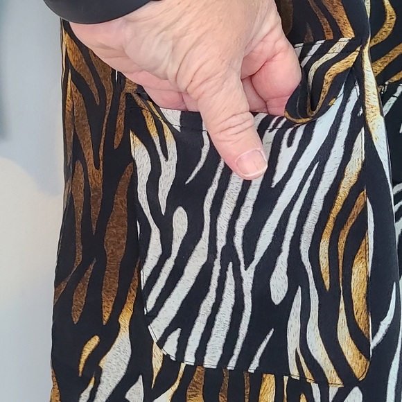 Equipment Femme Shirley M Layered Cashmere/Silk Dress Animal Whimsigoth Mobwife - Picture 8 of 15